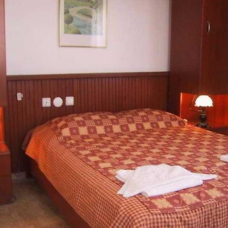 Reishan Hotel 图尔古特雷斯 外观 照片